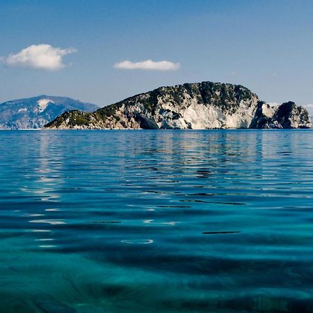 Loukas Inn Family Resort Keri エクステリア 写真