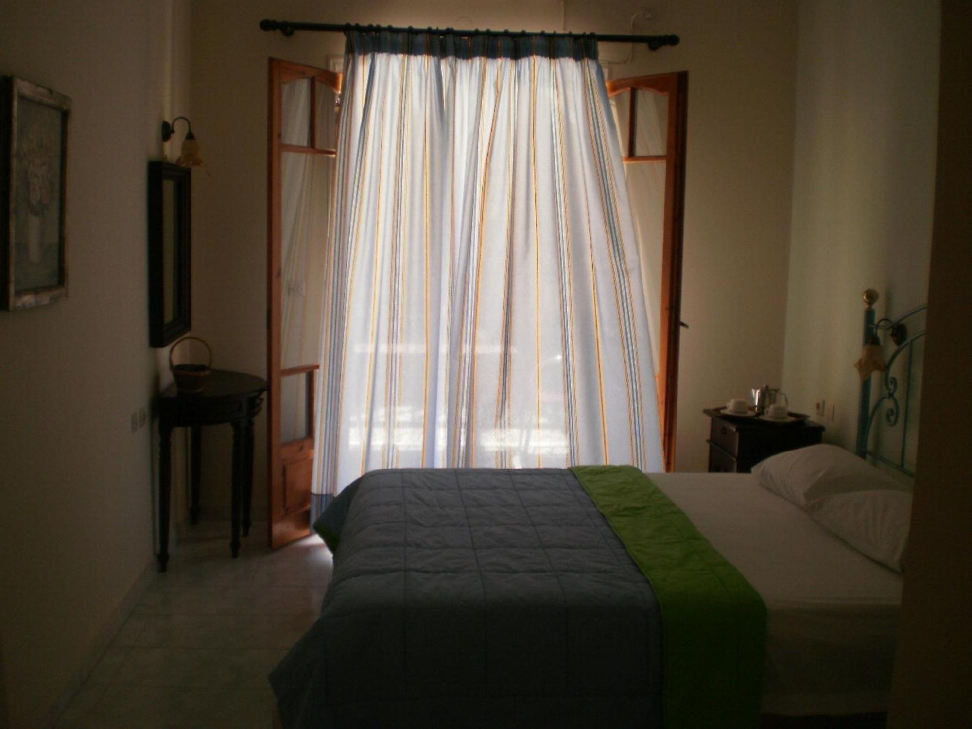 Loukas Inn Family Resort Keri エクステリア 写真
